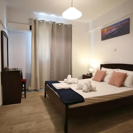 Cozy In City's Suburbs Apartament