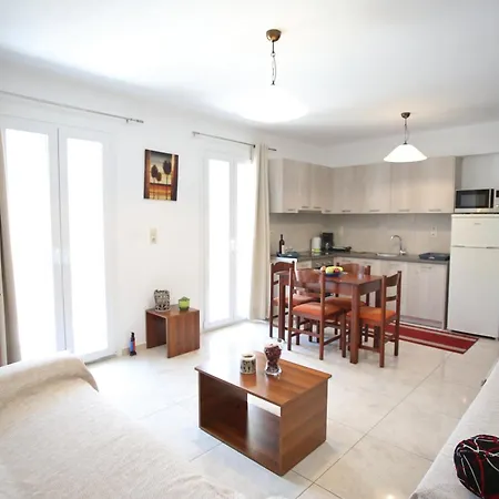 Apartment Cozy In City's Suburbs Lefkada City